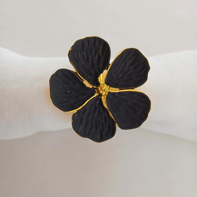 4 TK valge ploomiõie salvrätirõngad, metallist lilletüübid, aksessuaarid hotellipidudeks, pulmadeks, söögilaua kaunistamiseks