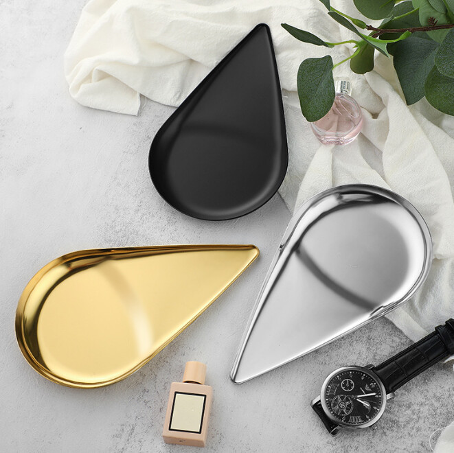 Metallist alus, roostevabast terasest taldrik, ovaalne koogi- ja puuviljade magustoidualus, ristkülikukujuline suupistetaldrik ehete hoiustamisalus