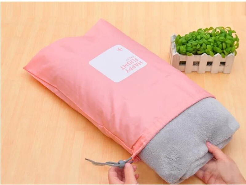 Kuumad 4 tk / partii veekindlad reisihoiukotid reisijalatsid meigikorraldaja pesukott Aluspesu Kosmeetika