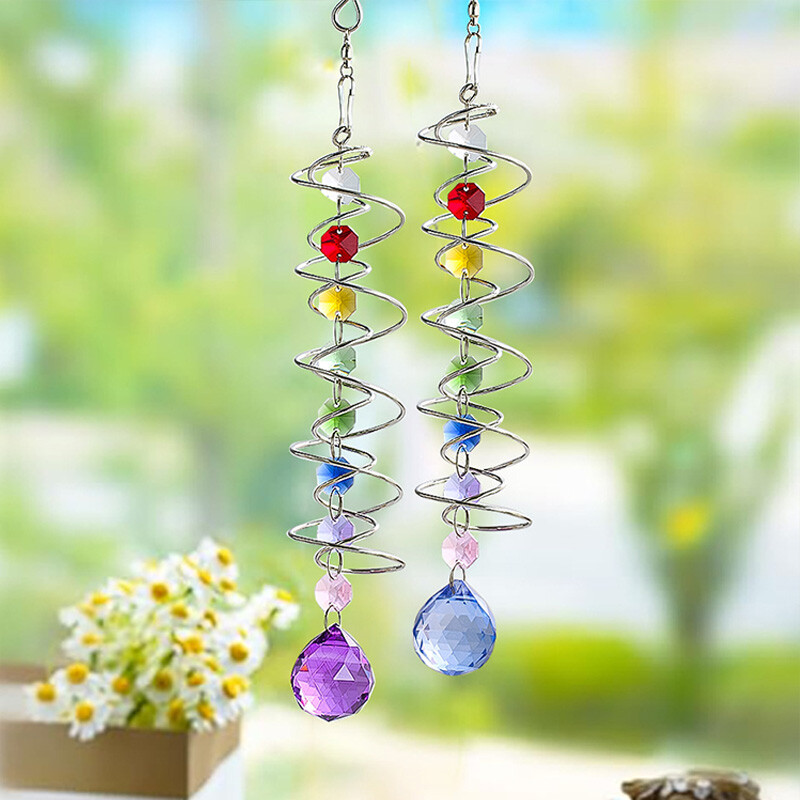 Spiraalselt rippuv kristallist päikesepüüdja vikerkaarprisma ripatsiga tuulekellad Õueaia sisekujundus Kodukaunistus