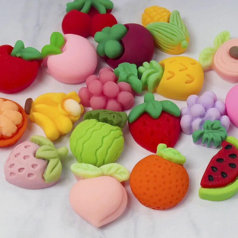 50 tk Mini Cartoon Fruit isetehtud telefoniümbris Juuksekaart Veetass Home Decor Juukselipsuvaigust küünematerjali pakk