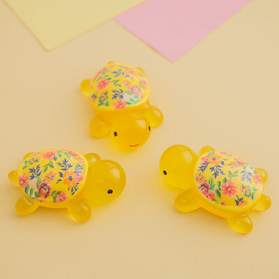 Карикатура Светеща костенурка Ягодов печат Костенурка Направи си сам Орнамент Светещи в тъмното Аксесоари от смола Аквариум Миниатюрен аквариум