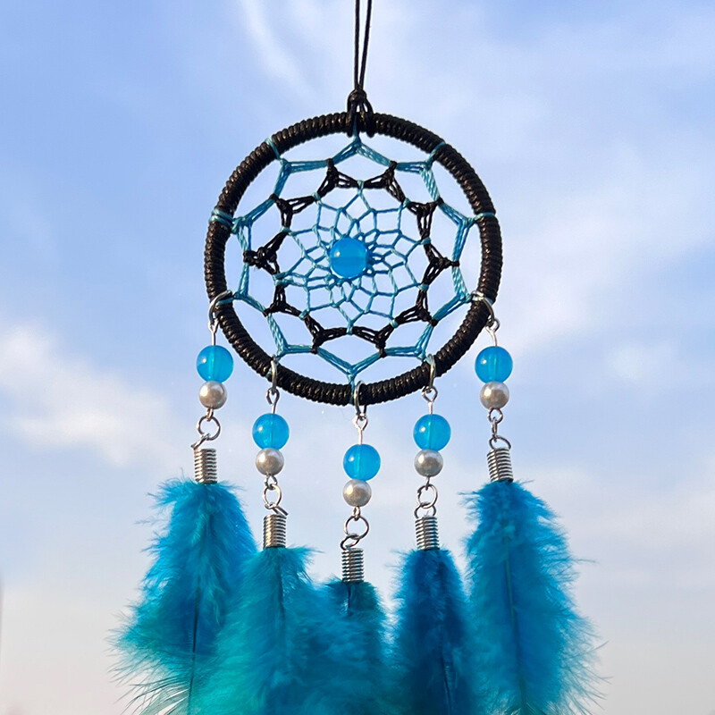 Unenäopüüdja Käsitsi kootud sulgedest tuulekell Loov autoripats Magamistoa seinaripp Festival Peokink Kodukaunistused