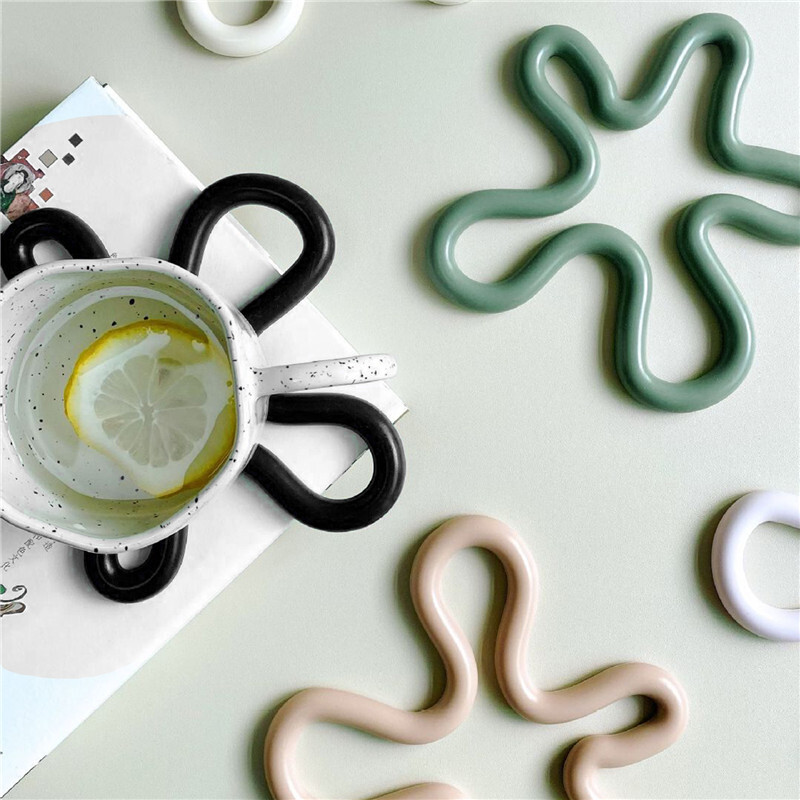 Γεωμετρικό στρώμα σιλικόνης ανθεκτικό στη θερμότητα Σουβέρ για ποτό Αντιολισθητική βάση για κατσαρόλα Τραπέζι σουπλά Αξεσουάρ κουζίνας Μαξιλαράκια σουβέρ