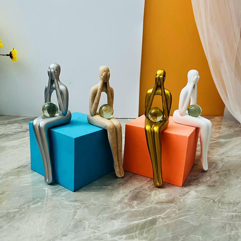 Απλή και στοχαστική, αφηρημένη στάση καθιστού, φιγούρες, χειροτεχνίες από ρητίνη, διακοσμήσεις, διακοσμήσεις σπιτιού και σαλονιού