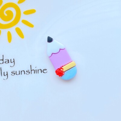 20 tk. Uued armsad minikirjatarbed, lameda seljaga vaiguraamat, isetegemine pulmajuuksenõelatarvikud, kaunistused, käsitöö