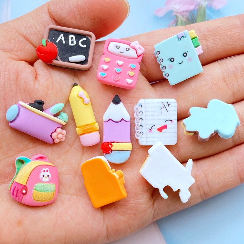 20 tk. Uued armsad minikirjatarbed, lameda seljaga vaiguraamat, isetegemine pulmajuuksenõelatarvikud, kaunistused, käsitöö