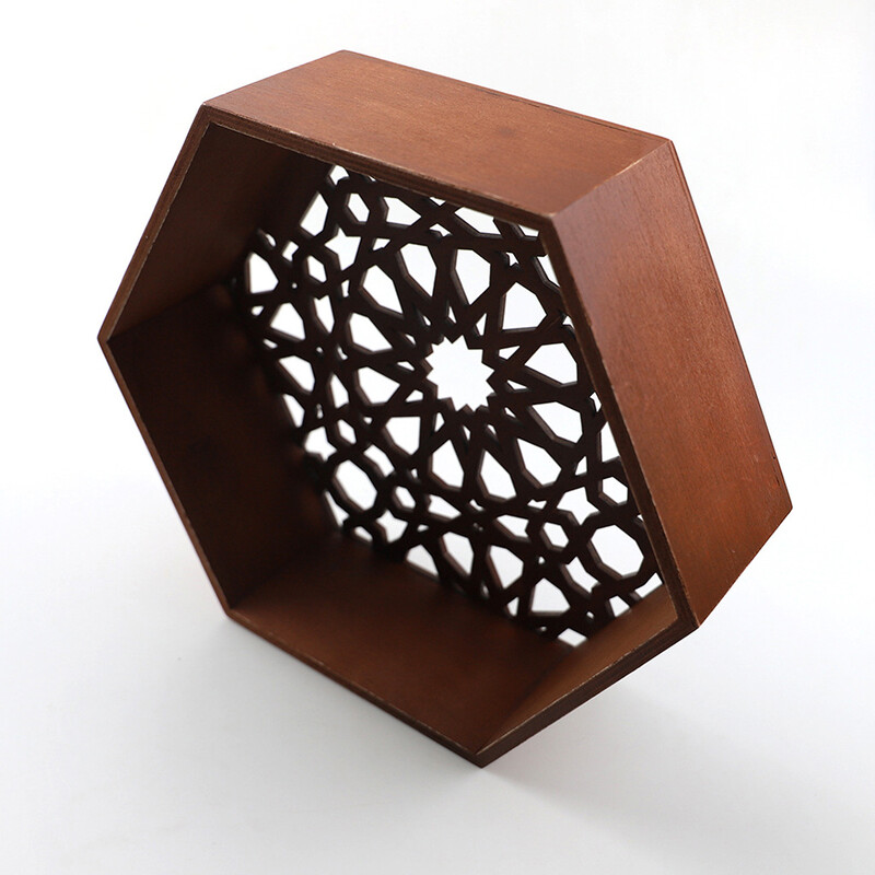 Puidust kuusnurksed ujuvad riiulid 30 cm x 26 cm x 8,5 cm seinale kinnitatav hoiuriiul elutuppa magamistuppa vannitoa kontorisse