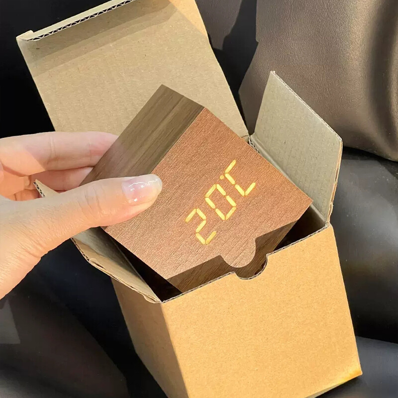 Ceas cu alarmă digital din lemn cu control al sunetului temperaturii Ceasuri electronice Ceas de noptieră cu LED Desperadoe alimentat prin USB/AAA