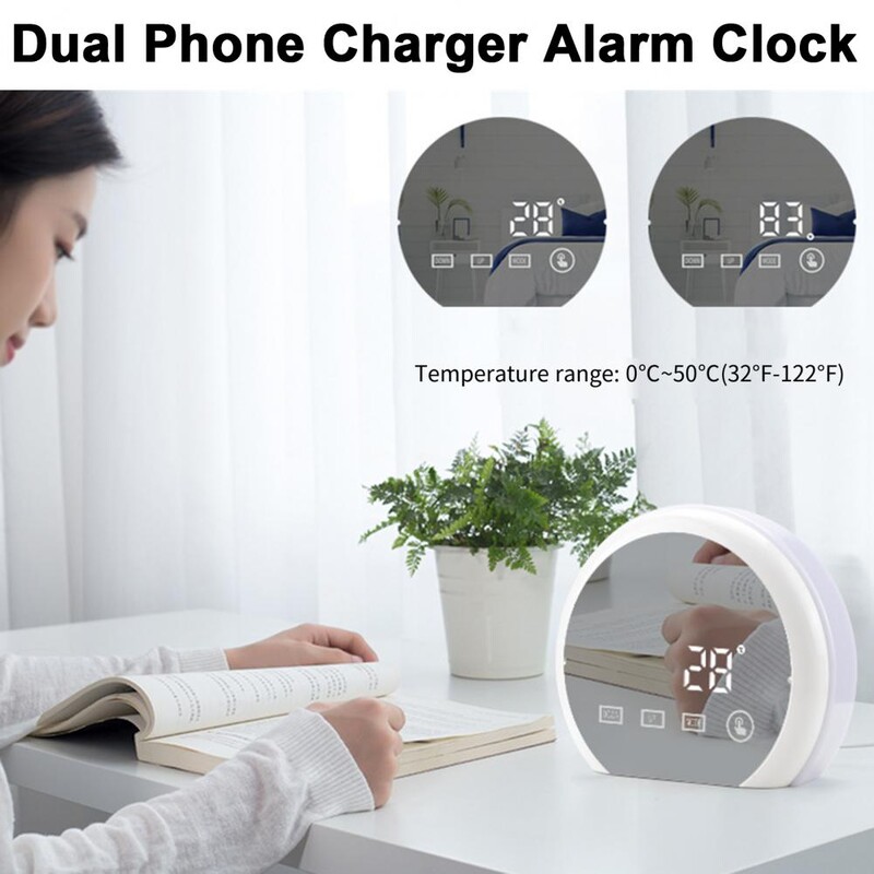 Mitme seadmega laaditav äratuskell Multifunktsionaalne LED-äratuskell valguse ekraaniga, ümmargune peegelpind õpilastele