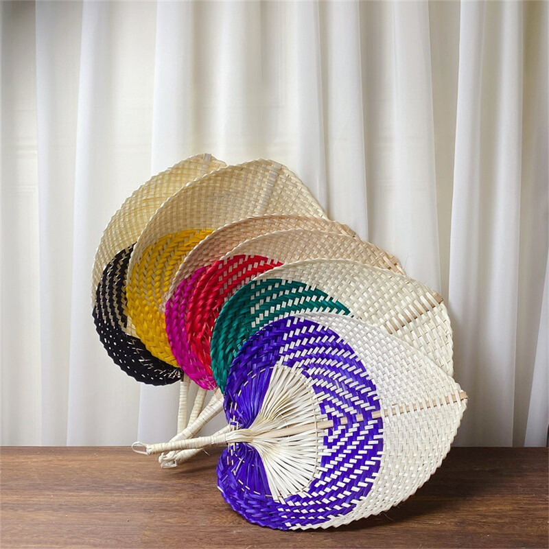 Käsitsi valmistatud õlgedest kootud lehvikud Käsitöö suvine jahutusventilaator bambusest palmileht Käsitsi kootud käsitsi lehvik Kodu pulmakaunistus