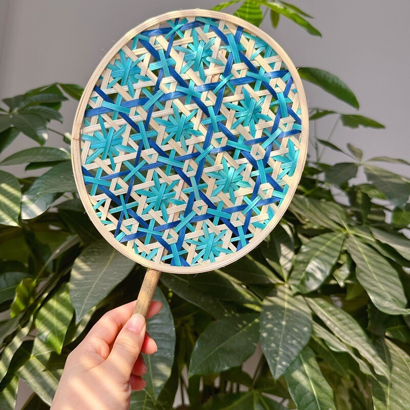 1 tk käsitsi valmistatud palee bambusest punutud lehvik Iidne värviline bambusest punutud lehvik Suvine lehvik kodukaunistused