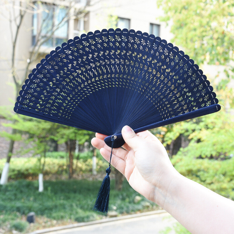Hollow Black Summer Mini All Bamboo Πτυσσόμενος ανεμιστήρας κινέζικου στυλ Φορητός ανεμιστήρας Ιαπωνικού στυλ Cheongsam Hanfu