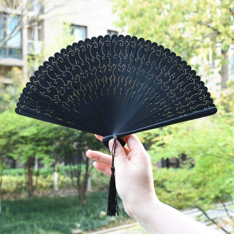 Hollow Black Summer Mini All Bamboo Πτυσσόμενος ανεμιστήρας κινέζικου στυλ Φορητός ανεμιστήρας Ιαπωνικού στυλ Cheongsam Hanfu
