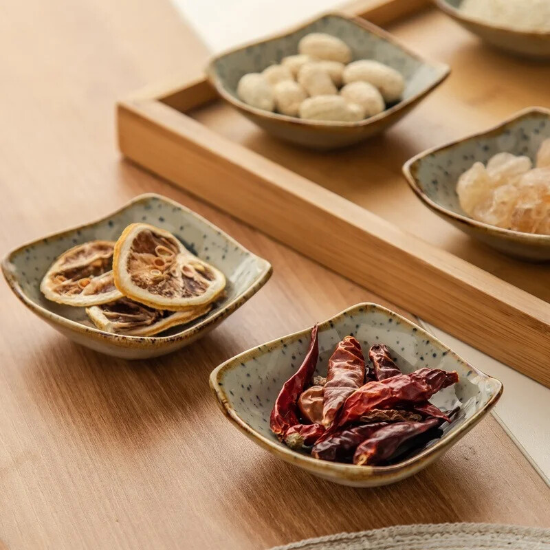 Vintage keraamiline väike taldrik Jaapani loominguline multikas mereandide kastmeroogade maitsestamistaldrik Kodu köök lauanõud Dropshipping