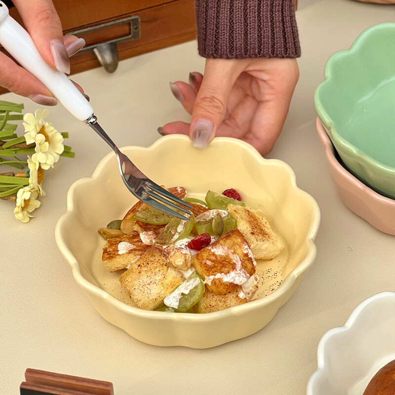 Korea Style Ins Keraamiline kauss ühevärviline lillekujuline majapidamistoidukonteiner Jogurt puuviljasalat piim kaer hommikusöögikausid