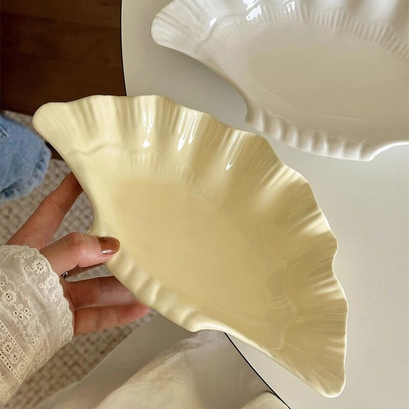 Suur koorega taldrik~ Prantsuse vanaaegne reljeefne keraamiline kestakujuline hoiutaldrik Puuviljade magustoidu nipsasjakeste tass Kodutarvikud Kandikud