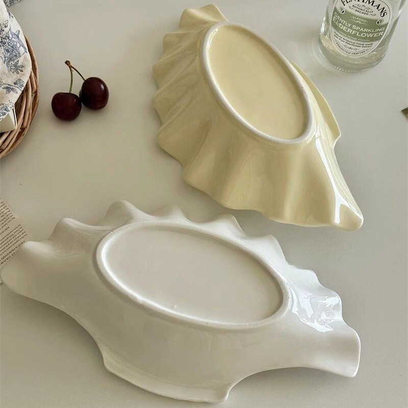 Suur koorega taldrik~ Prantsuse vanaaegne reljeefne keraamiline kestakujuline hoiutaldrik Puuviljade magustoidu nipsasjakeste tass Kodutarvikud Kandikud