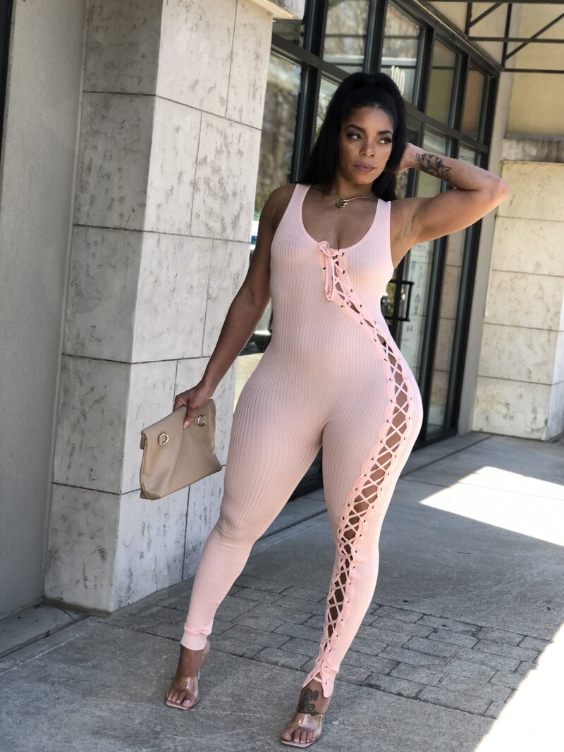 CQ099 Neovisna stanica za izravnu opskrbu Europski i američki seksi ženski jednobojni kombinezon s ušicom i remenom s patentnim zatvaračem