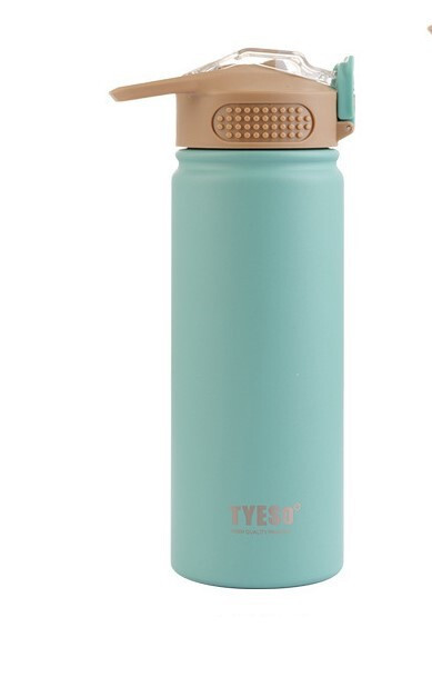 Taishuo suure mahutavusega seest ja väljast 304 roostevabast terasest pihustuskattega kaasaskantav välispordi veepudel koos otsikuga termostopsiga