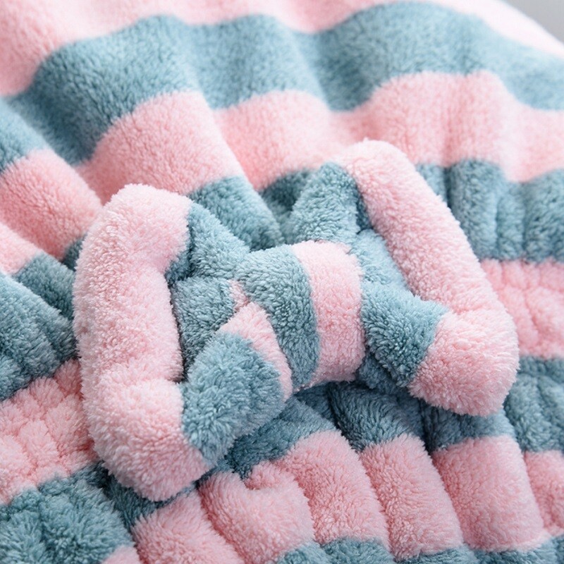 1 tk Kuivade juuste käterätik Kiiresti kuivav juuksemüts Naistele mõeldud triibulise mustriga üliimav vannitarvikud juuksekatted