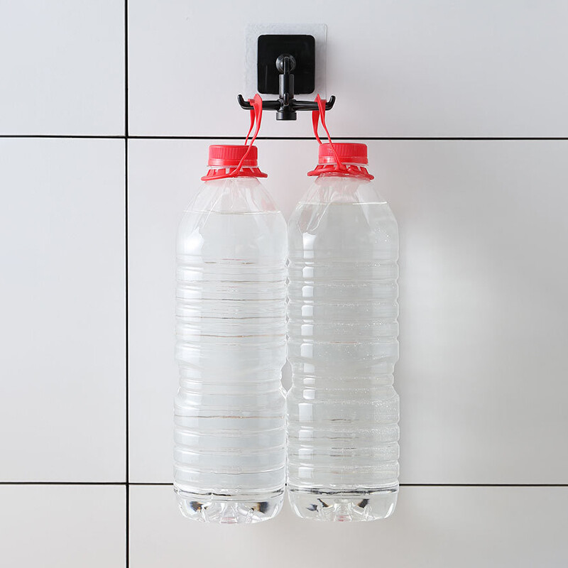 Mitmeotstarbeline köögikonks 6 konksuga 360 kraadi pööratav pööratav riiul organiseerija ja hoiustamise jaoks. Köögividin