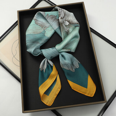 2024 Μεταξωτό φουλάρι πολυτελείας τετράγωνο Γυναικεία σάλια και περιτυλίγματα γραφείου Μικρά μαλλιά χιτζάμπ λαιμού Μαντήλι Foulard Γυναικεία μαντήλια 70*70cm