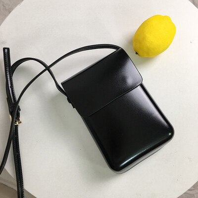 Uued naiste käekotid Mood Pu-nahast õlakotid Naistele Luksuslikud Suure mahutavusega Crossbody kotid Naistele Väike klapp telefonikott