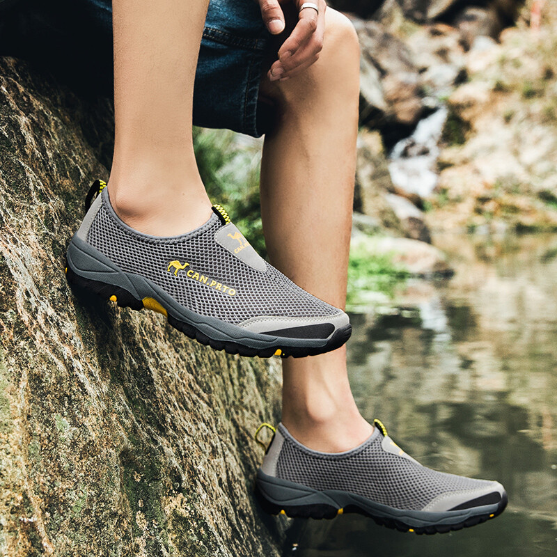 Mood Suvejalatsid Meeste vabaajajalatsid Võrgusilmast väljas hingavad libisemiskindlad Meeste tossud Mugavad vesipüksid Zapatillad