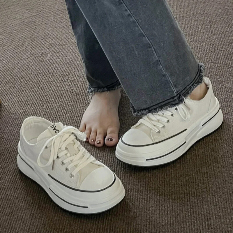 Naiste lõuendist kingad suvised uued hingavad platvormkingad vabaaja tossud naiste mood Mitmekülgsed naiste disainjalatsid tossud