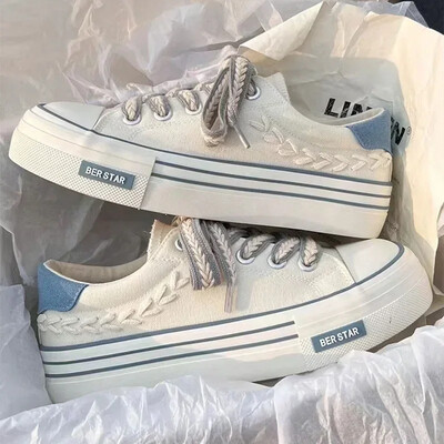 Paksu tallaga lõuend Armasus armas trendikas mitmekülgne naiste õhuke nišidisain vabaaja hingavad lauajalatsid kevad-sügis stiilid