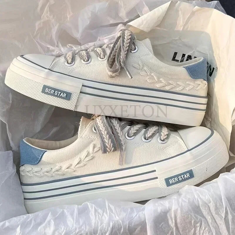 Paksu tallaga lõuend Armasus armas trendikas mitmekülgne naiste õhuke nišidisain vabaaja hingavad lauajalatsid kevad-sügis stiilid