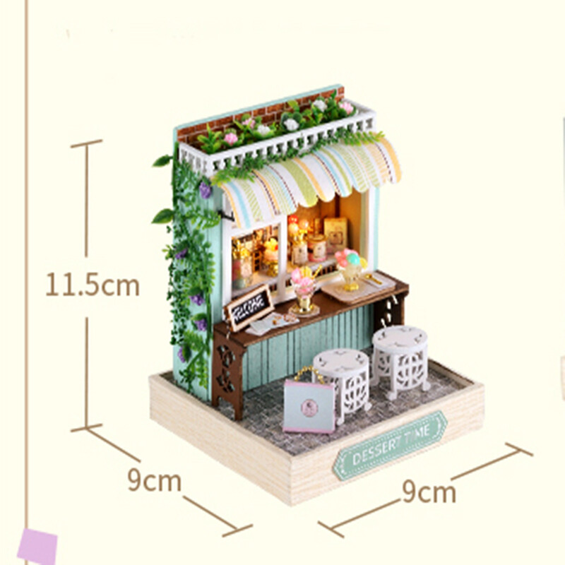 DIY mini koka leļļu māja ar putekļu pārklājumu, 2014. gada DIY mazās mājas komplekts, salikšanas telpu modeļu izgatavošana Rotaļlietas bērna dzimšanas dienas dāvanai