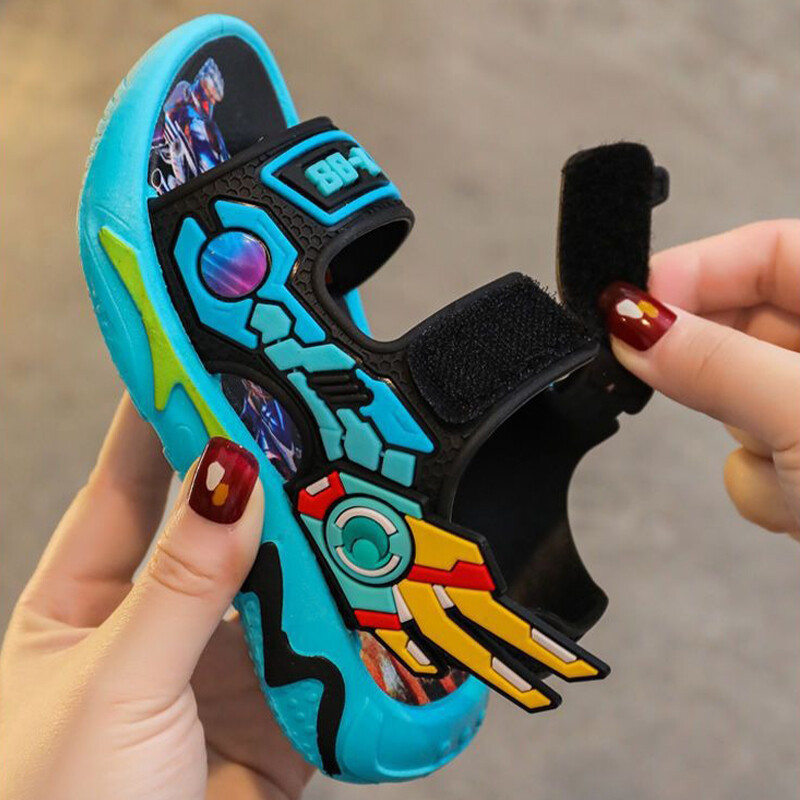 Berniukų basutės nuo 1 iki 12 metų minkštu padu neslystančios sandalai animaciniai apatiniai drabužiai maži ir vidutinio dydžio vaikiški paplūdimio sandalai