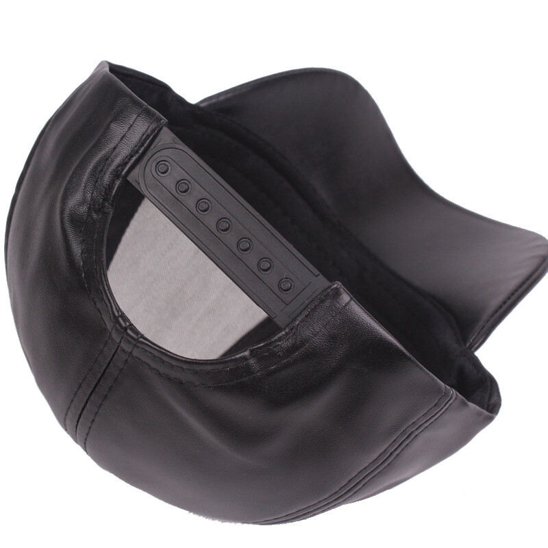 Must valge punane PU-nahast müts naistele Meeste kevadised pesapallimütsid Unisex Snapback Hip Hop Cap Kohandatud Bone Truckeri mütsid suvised