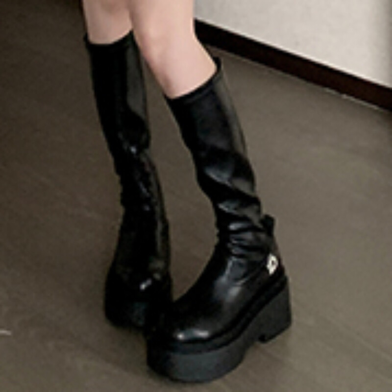 2023 Nové vysoké čižmy na platforme pre ženy, halloweenske bojové motocyklové čižmy, jednofarebné robustné dlhé dizajnové dámske čižmy