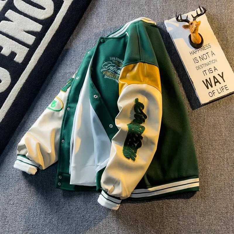 Pesapallijakk Meeste moodne pesapallisärk vabaaja pikkade varrukatega jakk Mantlid moodne lahtine meeste mantel kapuutsiga pesapallisärk Uus