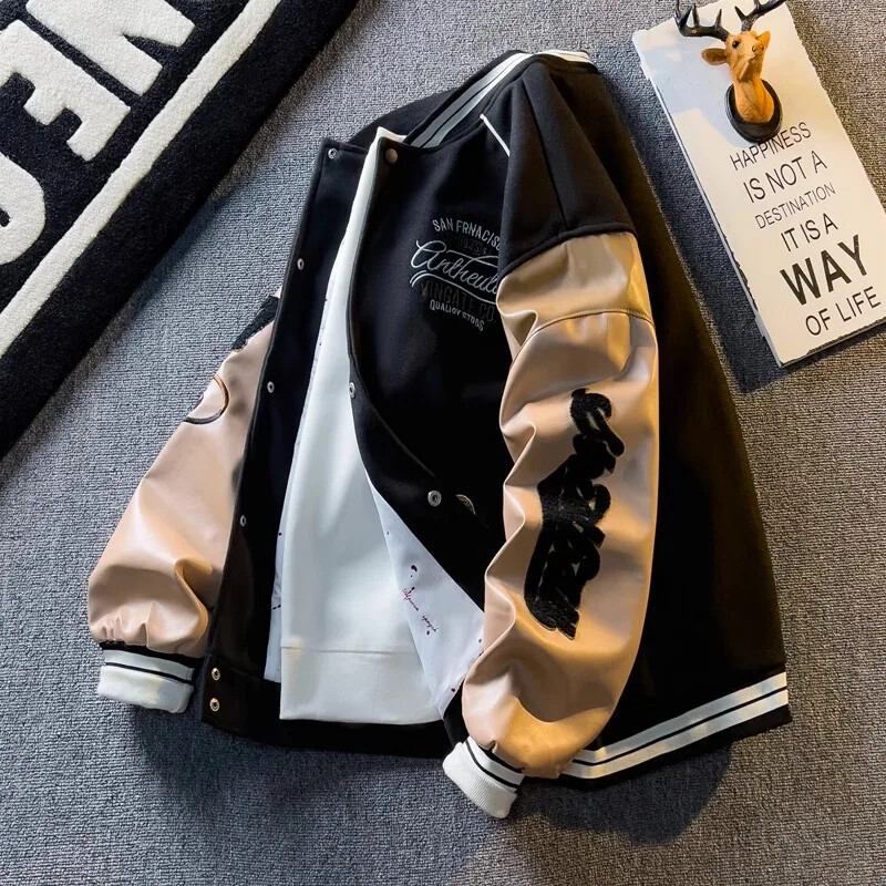 Pesapallijakk Meeste moodne pesapallisärk vabaaja pikkade varrukatega jakk Mantlid moodne lahtine meeste mantel kapuutsiga pesapallisärk Uus