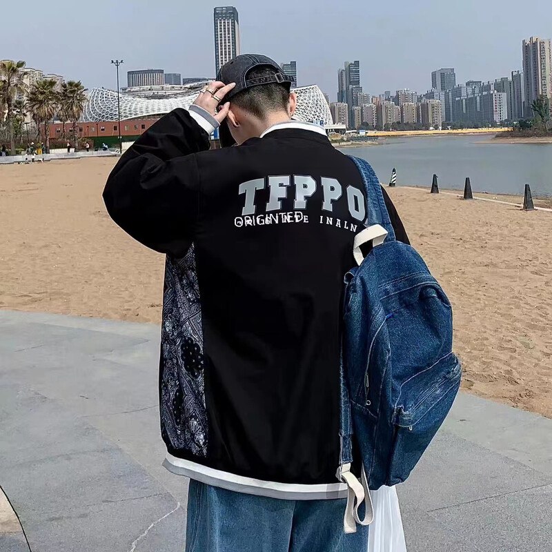 Kevad-sügis meeste pesapallivormi vöökoht Trendikas kaubamärgiga tikandiga jakk, paar vaba vormiga tänava hiphopi jakk