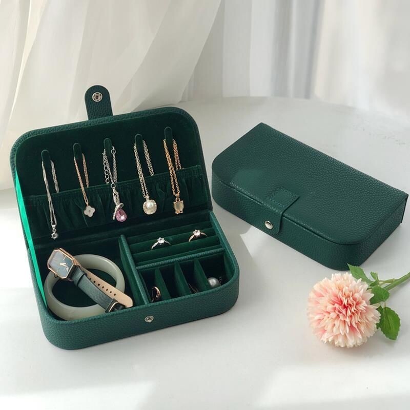 2024. aasta kaasaskantav ehtekarp Ehtekorraldaja Kuva Reisi ehtekarbid Nööbid Nahast Hoiu Šenilli Juveliirid Joyero