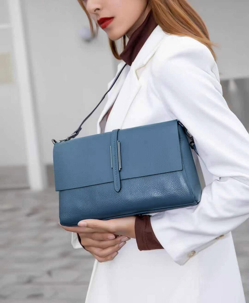 Дизайнерски дамски чанти Arliwwi от истинска телешка кожа с капак Меки функционални чанти през рамо от естествена телешка кожа Нови