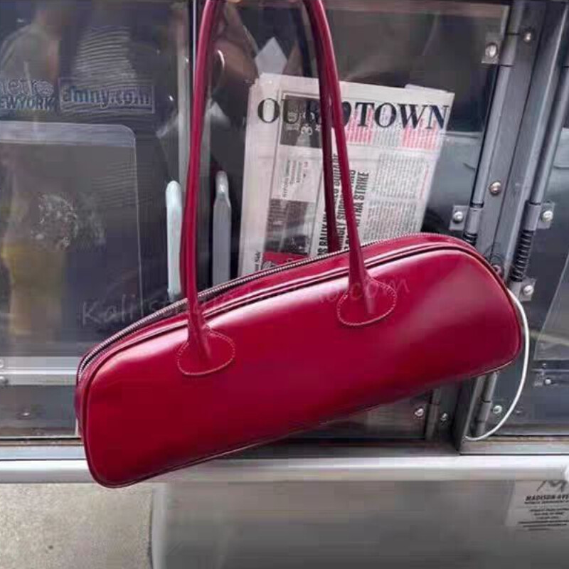 Punased PU-nahast õlakotid Naiste vanaaegsed kaenlaaluste tekstuur Suure mahutavusega baguette käekotid, mood Ulzzang, lihtsad, kõik sobivad