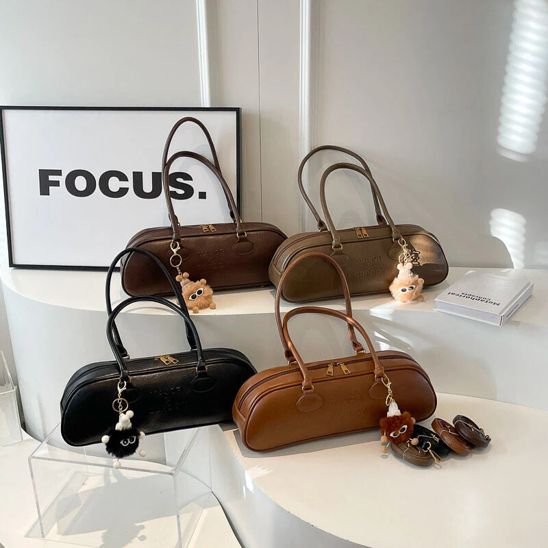 PU-tõmblukuga kõrgekvaliteedilised baguette õlakotid Mitmekülgsed moodsad suure mahuga naiste käekotid 2024 klassikalises stiilis kuum allahindlus