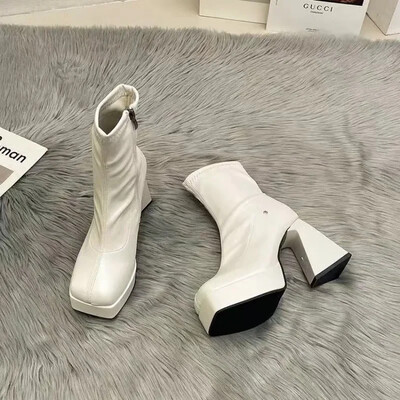 Uus veekindel platvorm Paks kõrge kontsaga küljetõmblukk Naiste saapad Suured soojad kauboi lühikesed saapad Elastsed saapad Nahast saapad