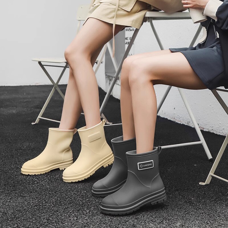 Μοντέρνες και ευέλικτες γυναικείες μπότες βροχής, γυναικείες μπότες βροχής με χοντρό πάτο, εξωτερικά παπούτσια από καουτσούκ για πλυντήριο αυτοκινήτων για ενήλικες