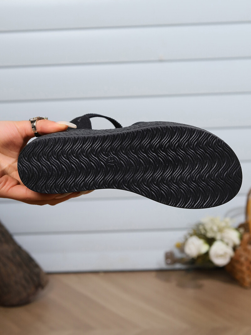 Naiste väliskaubanduse sandaalid suures mõõdus, uus suvises stiilis biskviidi kiilkontsaga paksu talla sandaalid, veekindel platvorm