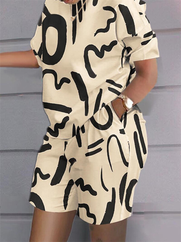 Komplektid Riietused 2022 Plus Size Abstract Print Casual top ja lühikesed püksid Kahe moodsa vabaaja tüki komplekt Naistele mõeldud spordidressid