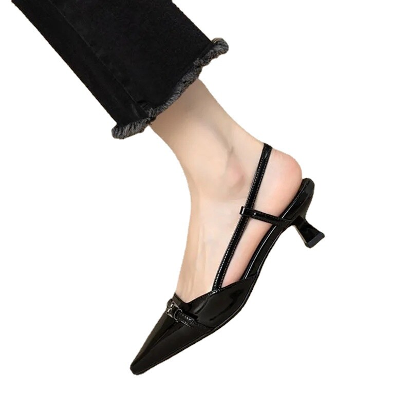 Νέα καλοκαιρινά γυναικεία παπούτσια φόρεμα σανδάλια με μυτερές μύτες με αγκράφα Με μεσαία τακούνια Pumps λουστρίνι σε Zapatos Mujer 1446N