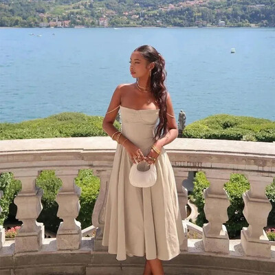 Suvised naiste rinnaga mähitud sling-kleit Seksikas õlgadest maha keeratud plisseeritud maksimantlid Uued naiste suvepuhkusepeo tänavarõivad