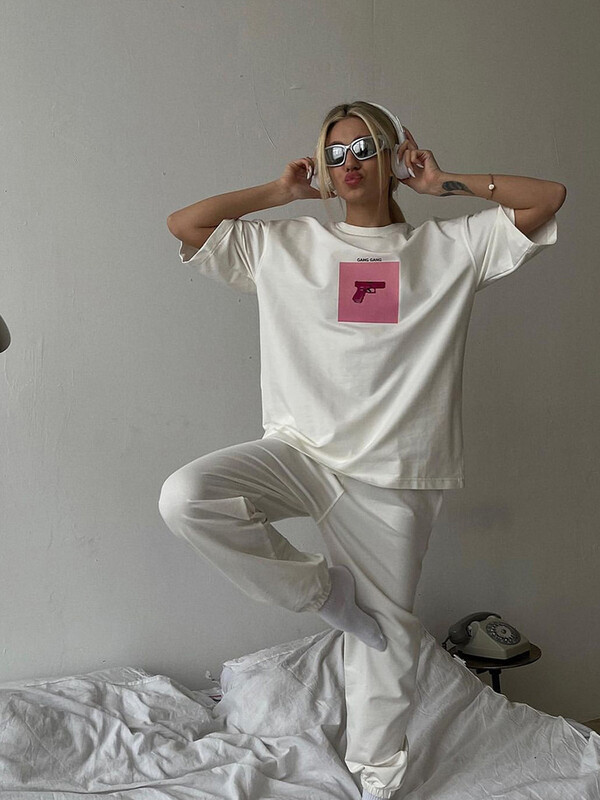 Hirsionsan Tricou cu grafic supradimensionat pentru femei 2024 de vară din bumbac cu decolteu cu mânecă scurtă Tricouri pentru femei casual, înaltă, pe stradă.